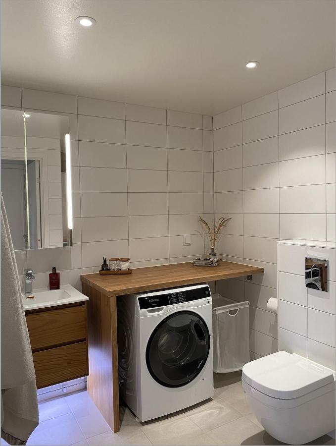 Luxurious Villa With Free Parking Gothenburg Exterior photo