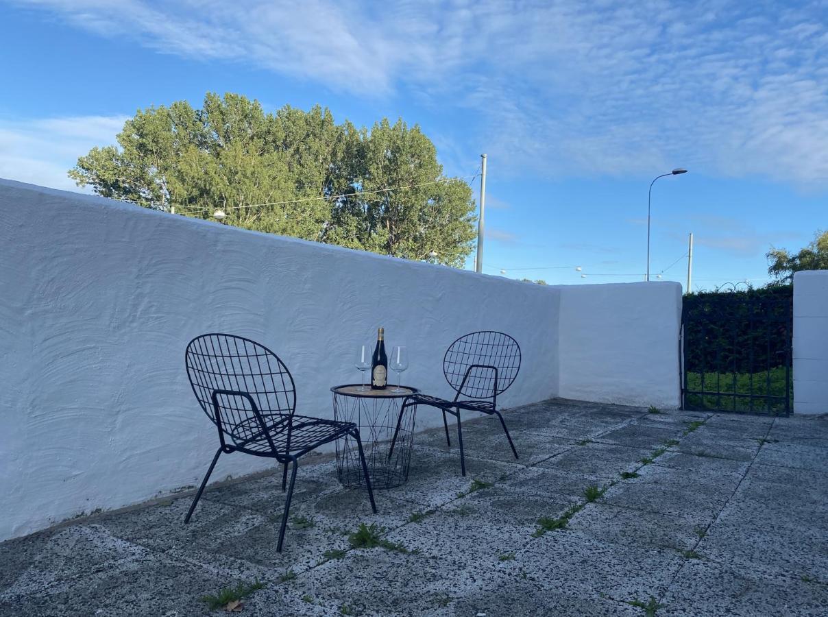 Luxurious Villa With Free Parking Gothenburg Exterior photo